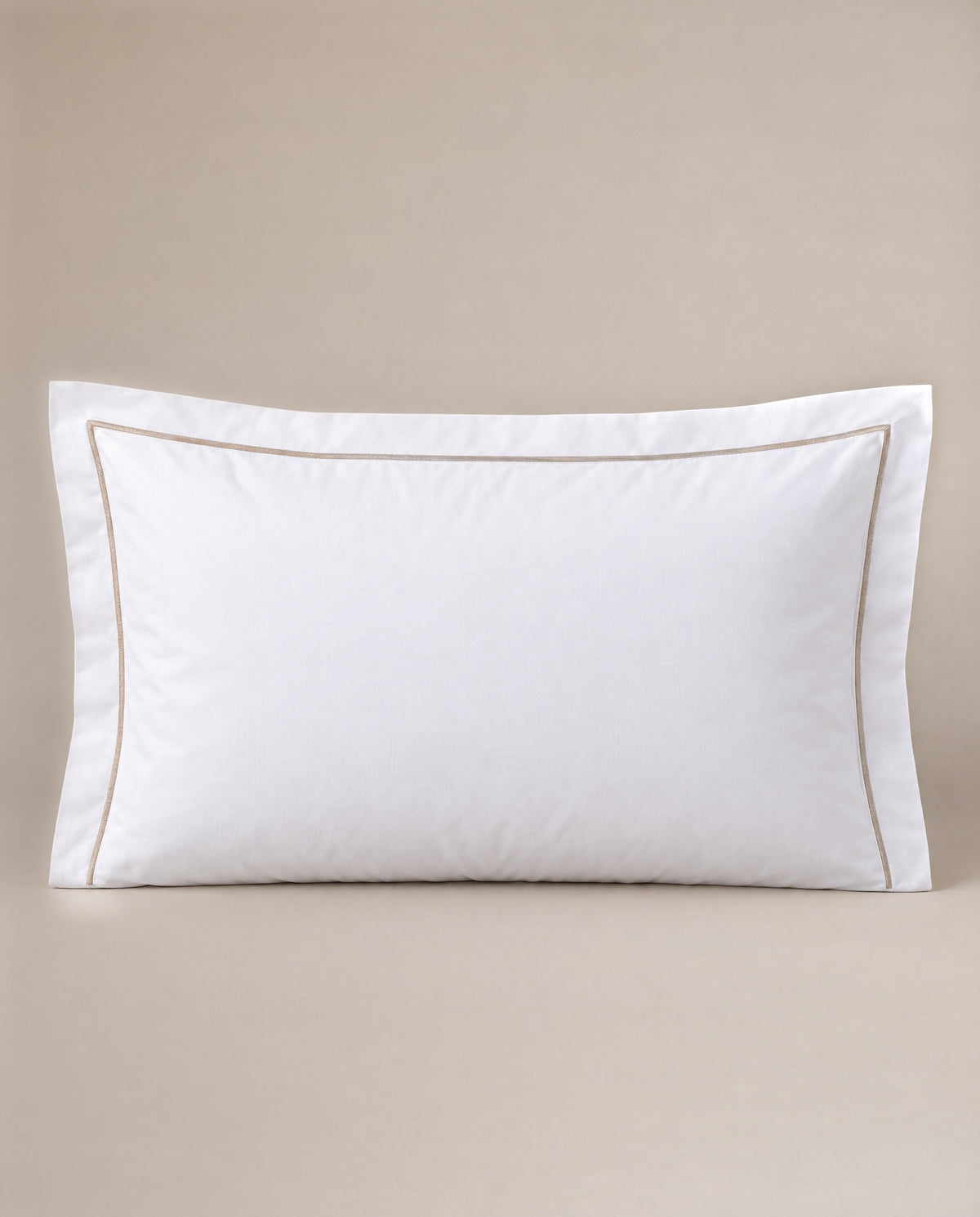 Champagne in 50×90 — for the larger pillow.