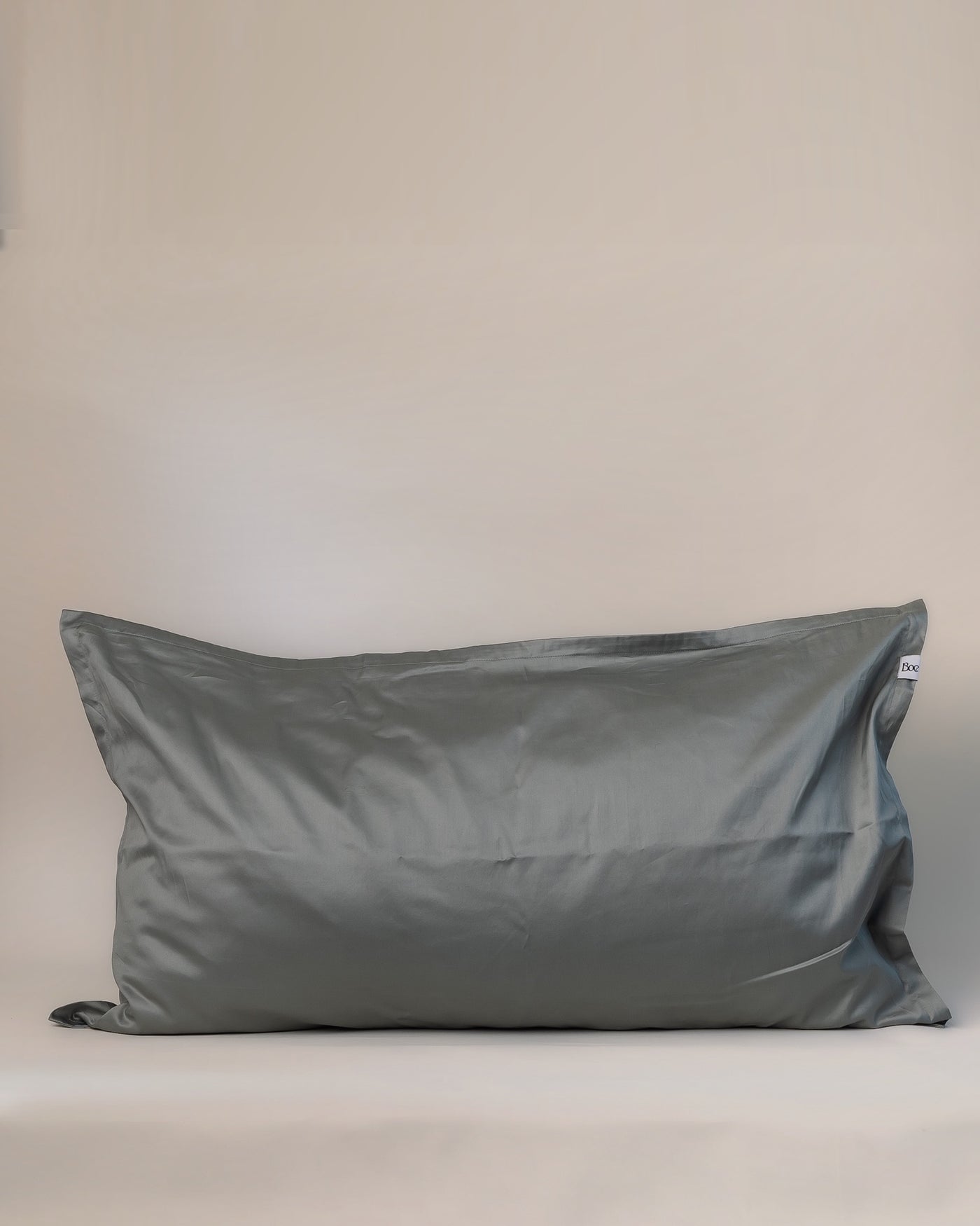 Grönt i 50×90 — svalt och stillsamt.
